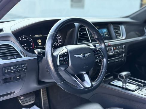 Used 2018 Genesis G80 3.3T Sport RWD image 11