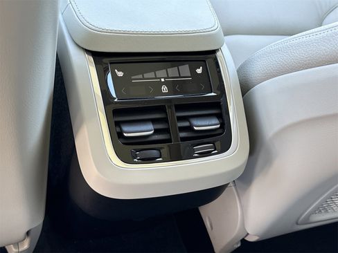 Used 2023 Volvo XC90 B6 Plus w/ Protection Package Premier image 14