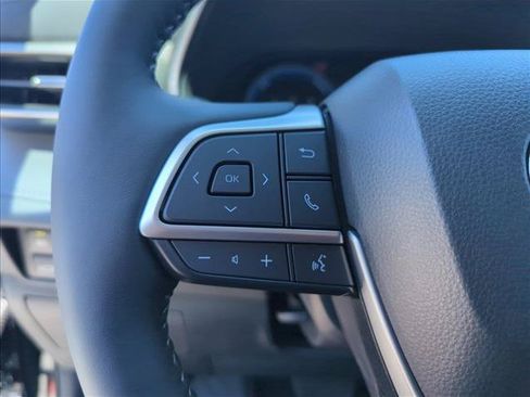 New 2026 Toyota Highlander Platinum AWD/4WD image 17