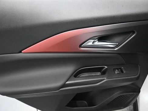 Used 2025 Chevrolet Equinox EV RS w/ Active Safety Package 3 FWD image 20