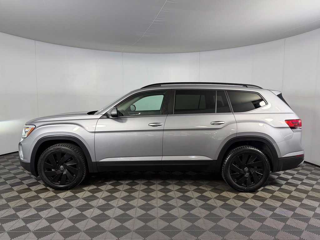 Used 2024 Volkswagen Atlas SE AWD/4WD image 10