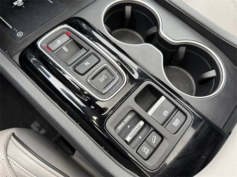 Certified 2023 Honda Pilot Elite image 11