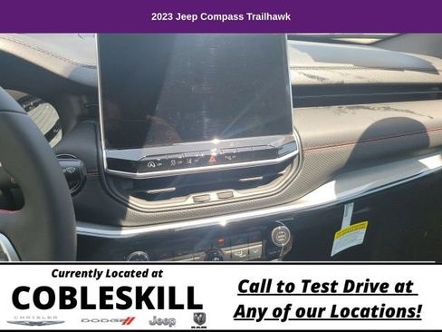 Used 2023 Jeep Compass Trailhawk image 17