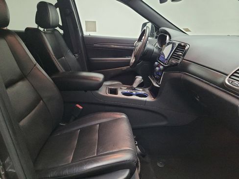 Used 2020 Jeep Grand Cherokee Limited w/ Luxury Group II RWD image 21