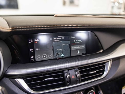 New 2025 Alfa Romeo Stelvio Sprint image 28