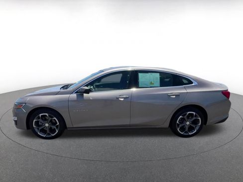 Used 2023 Chevrolet Malibu LT w/ Driver Confidence Package image 9