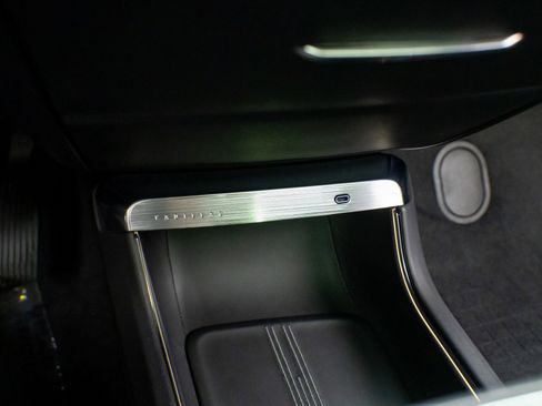 Certified 2024 Cadillac Lyriq Luxury w/ LPO, Floor Liner Package image 31