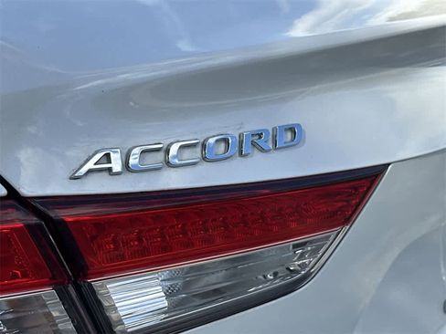 Used 2021 Honda Accord LX image 10
