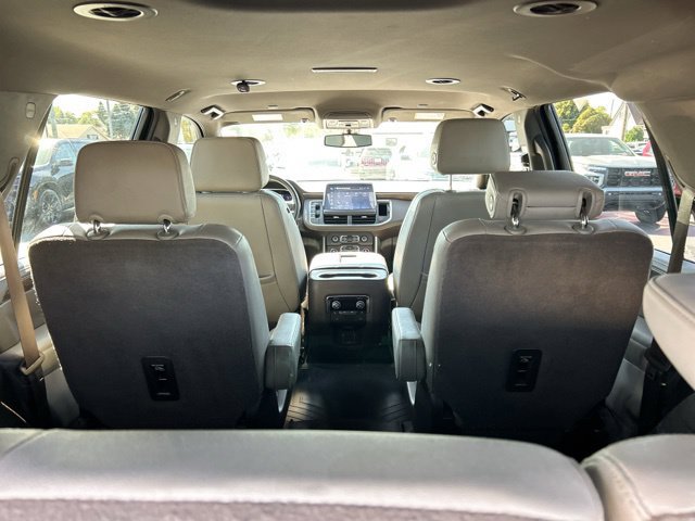 Used 2022 Chevrolet Tahoe Z71 w/ Luxury Package AWD/4WD image 12