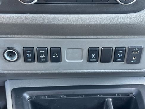 Used 2017 Nissan NV 3500 SL image 27
