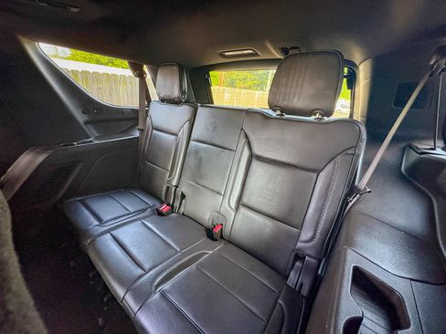 Used 2021 GMC Yukon Denali w/ Denali Premium Package AWD/4WD image 31
