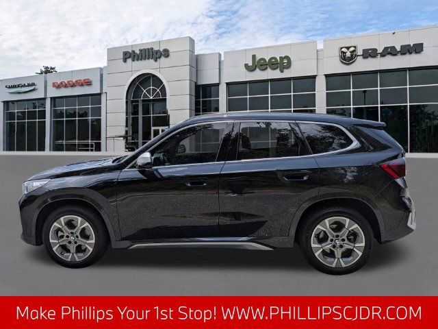 Used 2023 BMW X1 xDrive28i AWD/4WD image 6