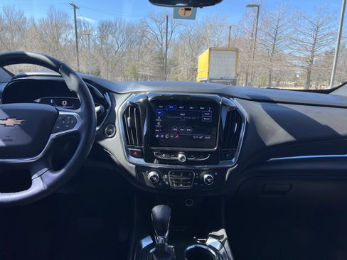 Used 2023 Chevrolet Traverse High Country w/ LPO, Floor Liner Package image 29