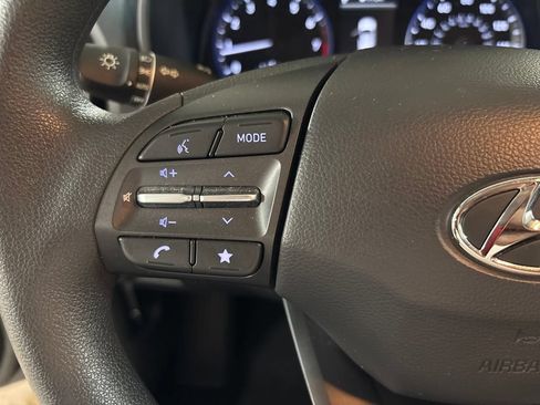 Used 2023 Hyundai Kona SE AWD/4WD image 14