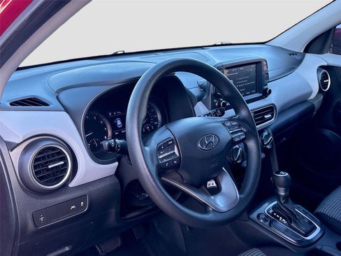 Used 2019 Hyundai Kona SE FWD image 9