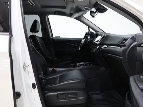 Used 2018 Honda Pilot Touring image 41