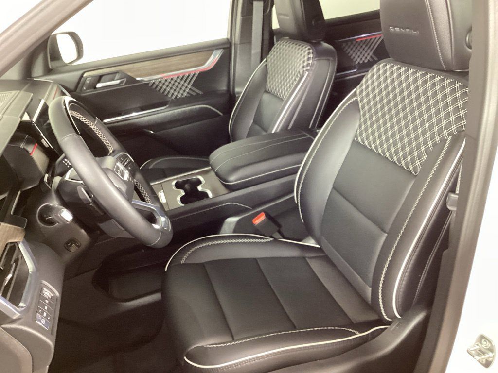 Used 2026 GMC Acadia Denali w/ Super Cruise Package AWD/4WD image 11