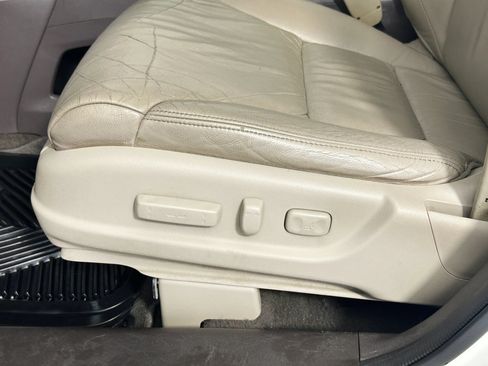 Used 2014 Honda CR-V EX-L image 19