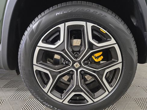 Used 2022 Rivian R1S Launch Edition image 10