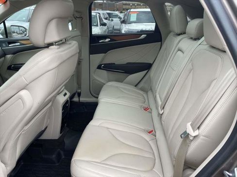 Used 2019 Lincoln MKC Select w/ Select Plus Package image 11