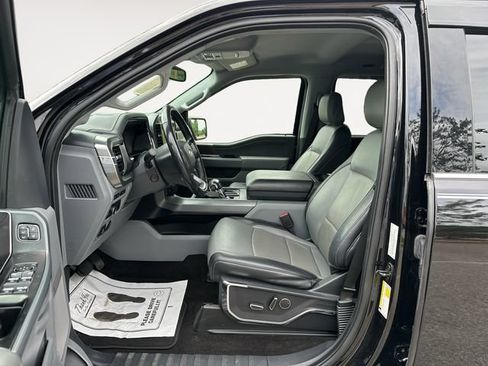 Used 2022 Ford F150 Lariat w/ Equipment Group 502A High AWD/4WD image 9