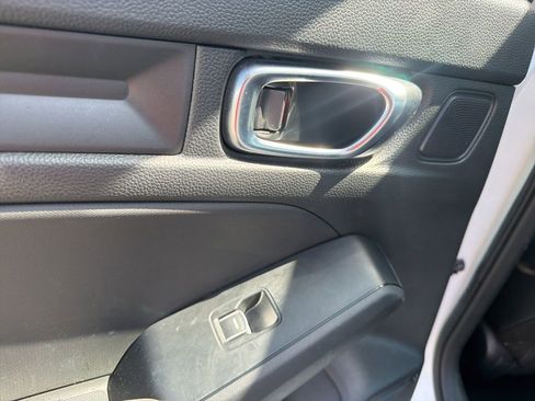 Used 2025 Honda Civic Sport image 22