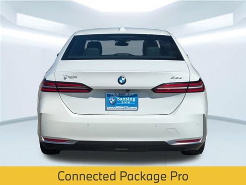Used 2026 BMW 530i RWD image 5