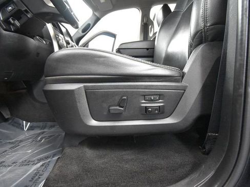 Used 2016 RAM 1500 Laramie w/ Convenience Group image 21