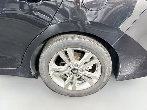 Used 2018 Hyundai Elantra Value Edition image 37