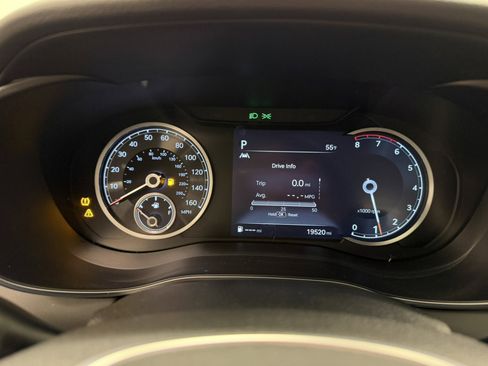 Used 2022 Genesis G70 2.0T image 10