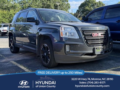 Used 2017 GMC Terrain SLT w/ Open Road Package FWD image 1