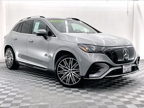 Used 2026 Mercedes-Benz EQE 320 4MATIC SUV image 32