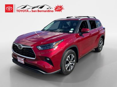 New 2025 Toyota Highlander XLE