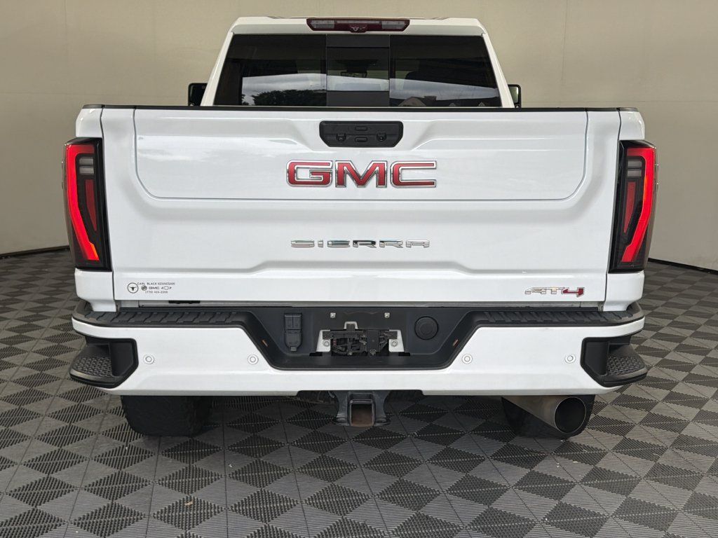 Used 2024 GMC Sierra 2500 AT4 w/ AT4 Premium Plus Package AWD/4WD image 6