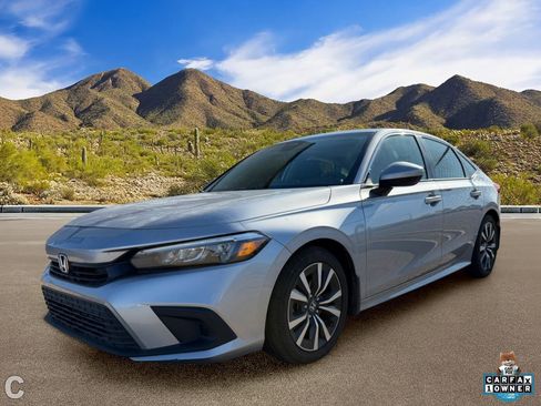 Used 2022 Honda Civic EX image 2