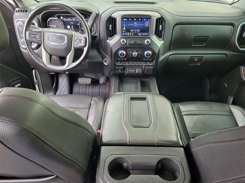Used 2022 GMC Sierra 2500 Denali image 17