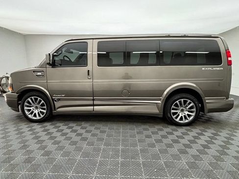 Used 2019 GMC Savana 2500 w/ Enhanced Convenience Package RWD image 14