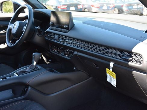 Used 2024 Honda HR-V Sport image 20