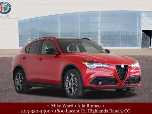 New 2025 Alfa Romeo Stelvio Sprint w/ Convenience Package image 8