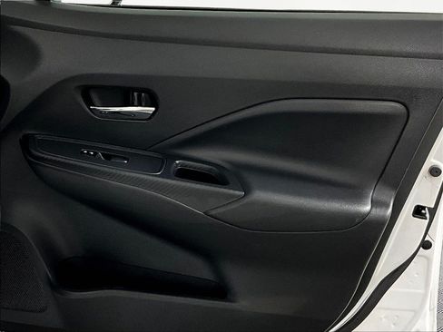 Certified 2023 Nissan Versa SV FWD image 27