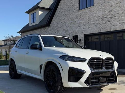 Used 2025 BMW X5 M Competition w/ Executive Package image 15