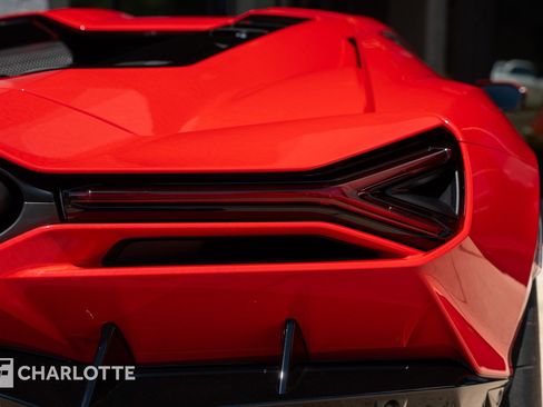 Used 2024 Lamborghini Revuelto AWD/4WD image 16