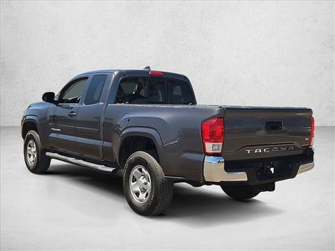 Used 2016 Toyota Tacoma SR5 w/ Towing Package RWD image 7