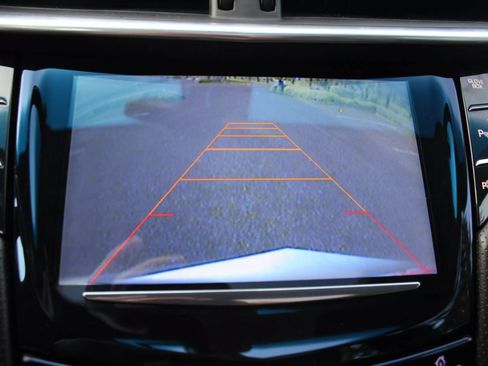 Used 2014 Cadillac XTS Luxury image 18