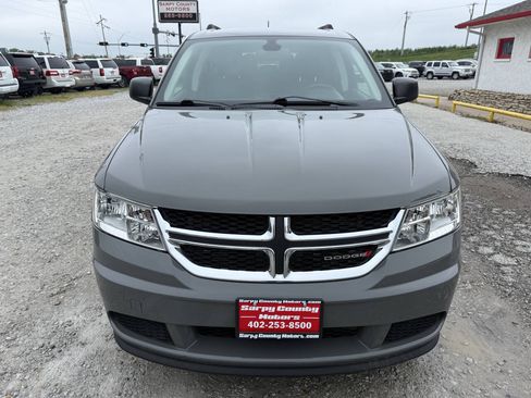 Used 2020 Dodge Journey SE FWD image 8