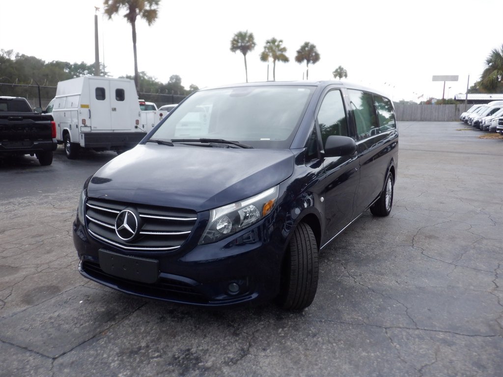Used 2022 Mercedes-Benz Metris image 21