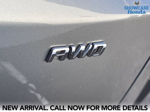 Used 2024 Chevrolet Blazer EV LT AWD/4WD image 13