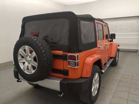 Used 2015 Jeep Wrangler Unlimited Sahara w/ Mopar Chrome Edition Group AWD/4WD image 9