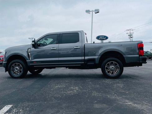 Used 2024 Ford F350 Limited w/ FX4 Off-Road Package AWD/4WD image 6