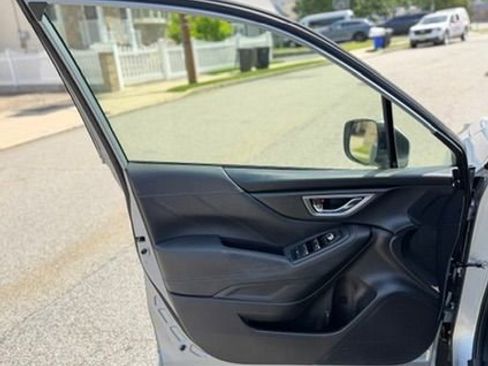 Used 2021 Subaru Forester Limited AWD/4WD image 16